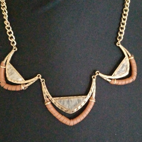 Necklace - Picture 2 of 2